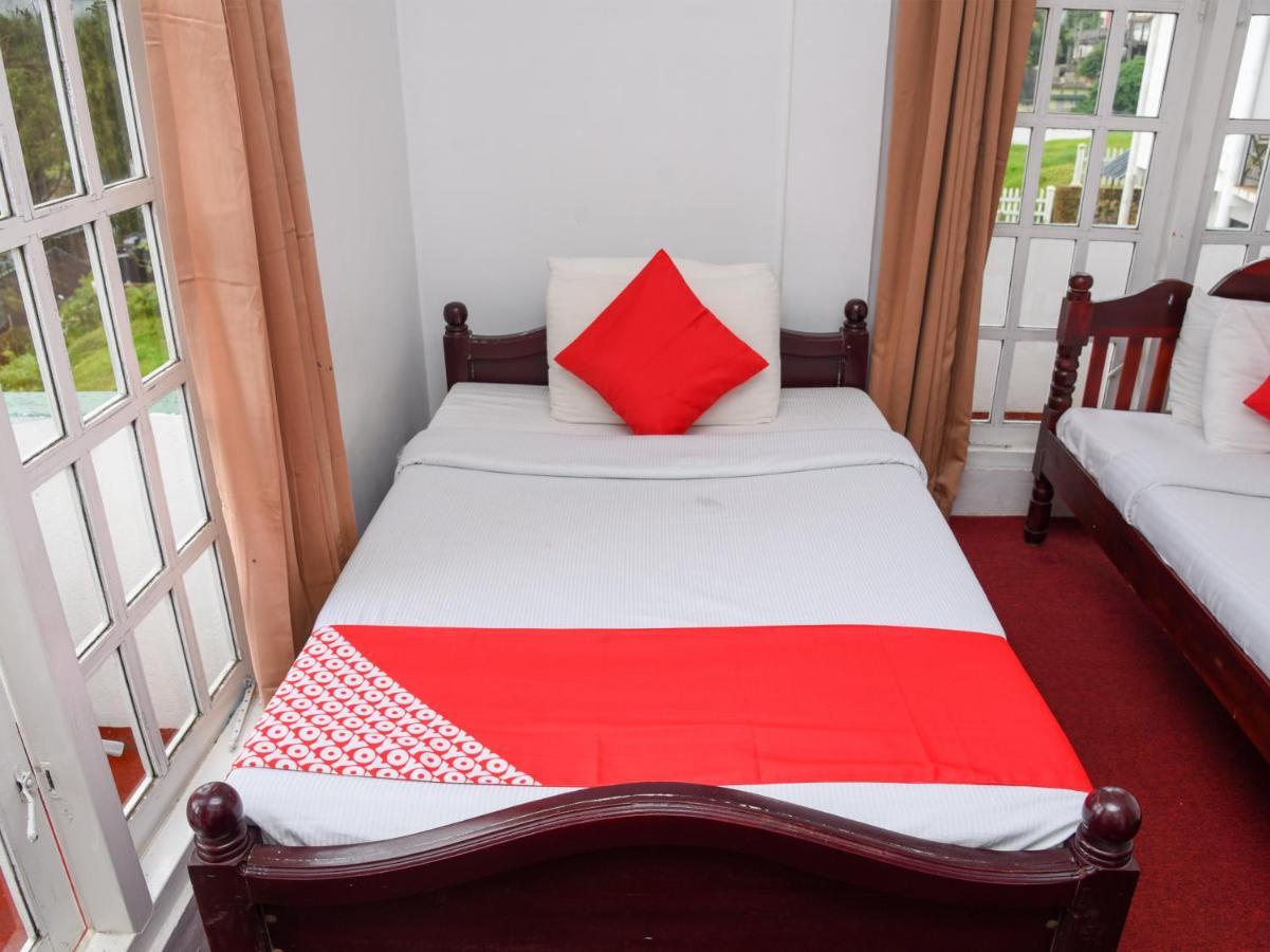 Grand View Hotel นูวาราเอลิยา ภายนอก รูปภาพ